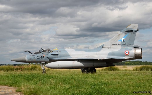 Vu en juin 2011, peu de temps avant la fermeture de la BA 102, le 2000-5F n°47, côté SPA 3