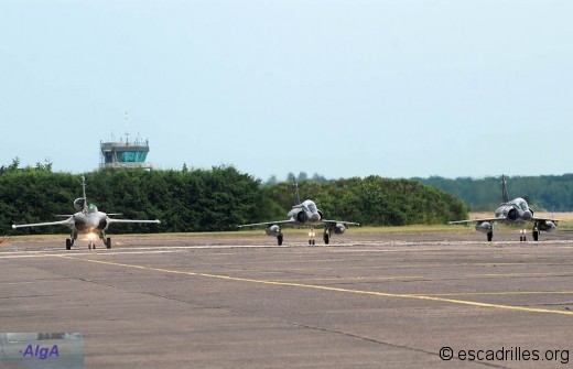 Rafale et 2000 BA116