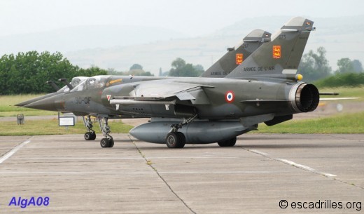 Patrouille de F1 au point d'arrêt à Colmar-Meyenheim