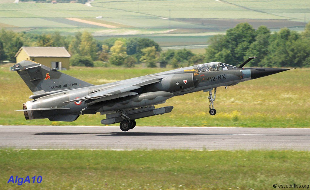 F-1CR du Savoie vu la BA-112 le 22 juin 2010