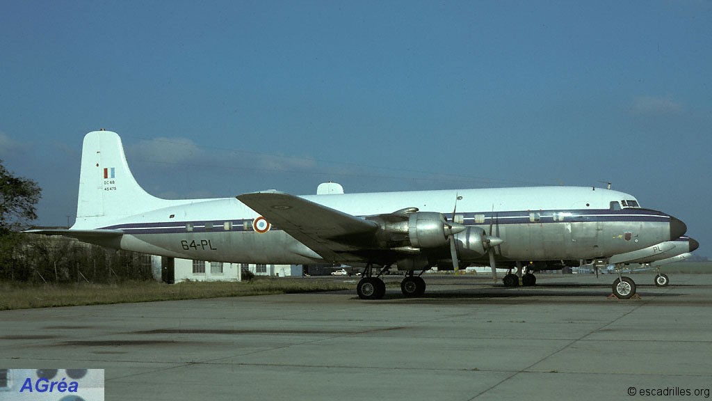 DC6 1977 64PL