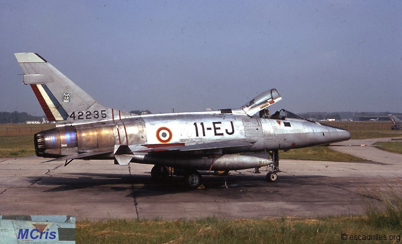 F-100 1972 11-EJ