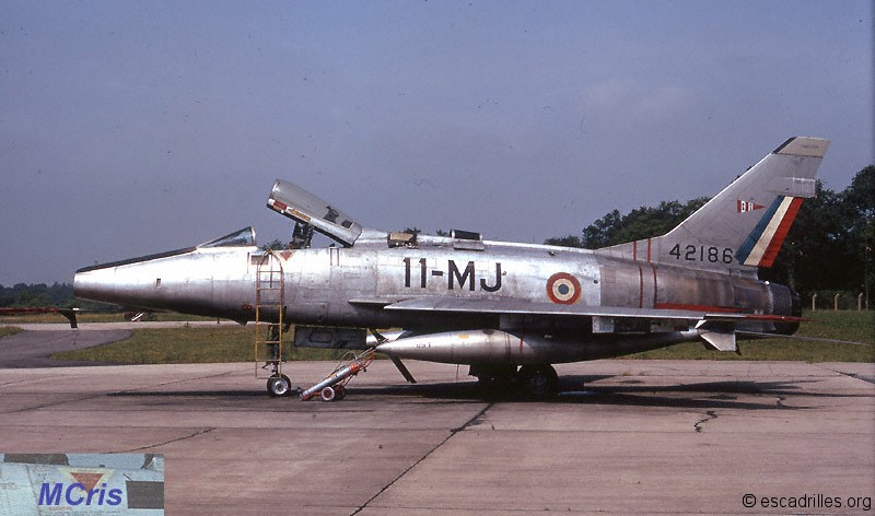 F-100 1972 11-MJ