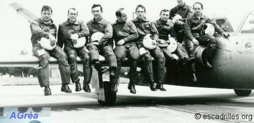 Fouga avec des pilotes
