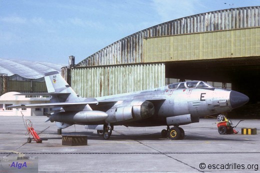 Vautour 1977 92-AE