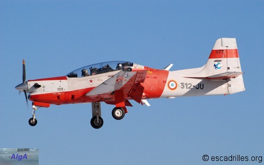 Tucano 2009 JU