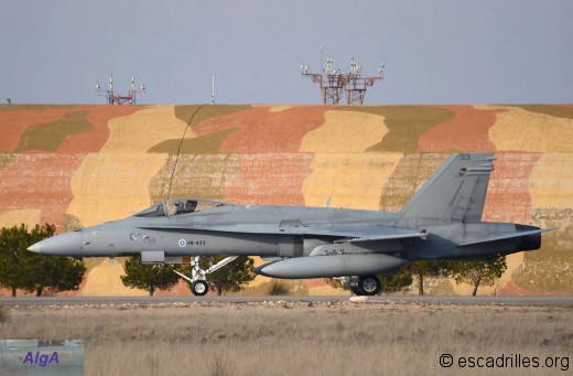 F-18C_2010_433