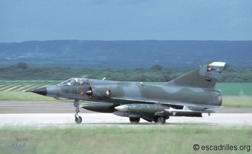 Mirage IIIE du 2/3 en 1988 avec Martel