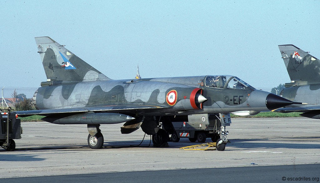 Mirage IIIE du Cigognes vu en 1981 à Cambrai