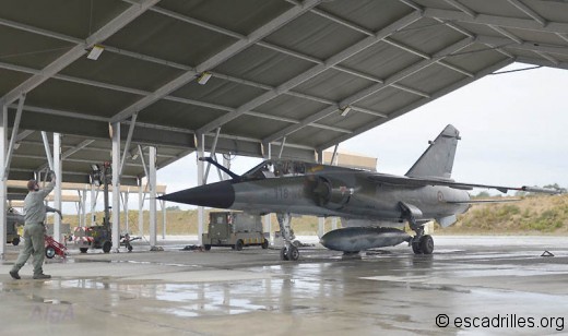 F-1CR 2012 start