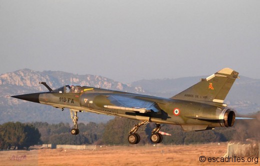 F-1CR 2013 118-FA