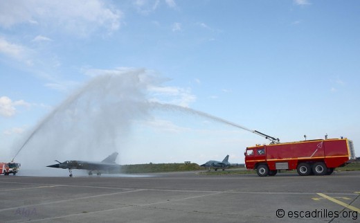 F-1CR 2013_0118
