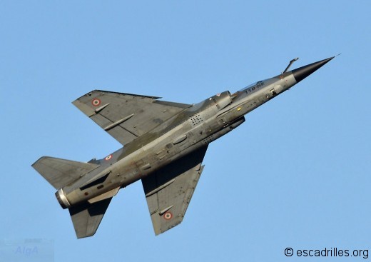 F-1CR 2013_118NK