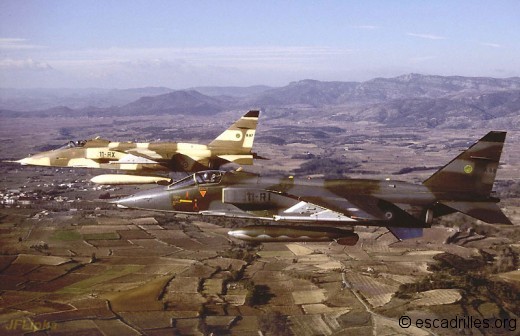 Deux Jaguar en PS en BA près du pic Saint-Loup en novembre 1988