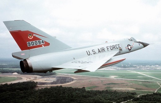 Opérationnel dès 1960, le F-106 tient sa place en première ligne jusqu'en 85