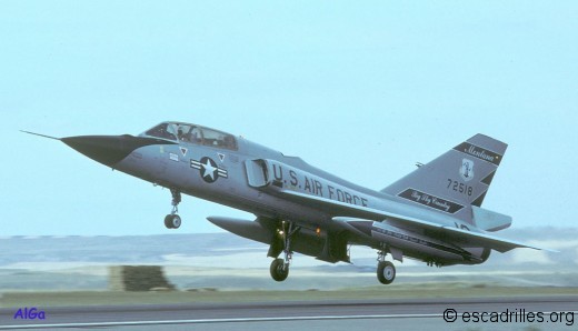 Le développement du F-106 cessa avec l'arrivée en ligne des F-4C et D