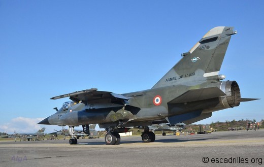 Deux bidons de 1200 l et une Mk82: configuration d'entraînement
