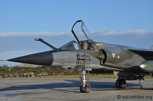Les trois F-1 ont été préparés par les mécaniciens de l'ESTA 2E118
