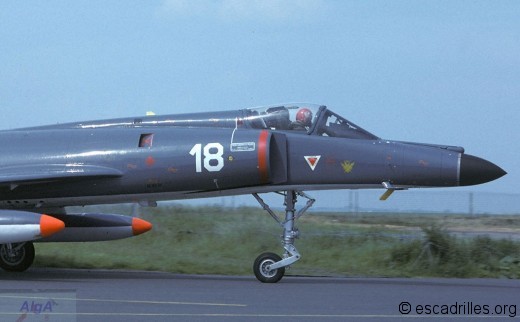 Depuis 1978, la flottille 11F carbure au Super