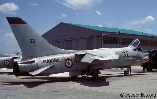 Crusader 12F 32