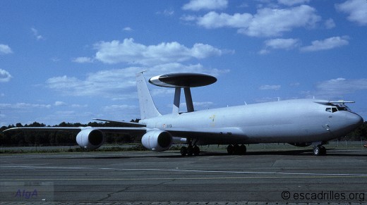 Le premier E-3 français, vu à Marsan en septembre 1991