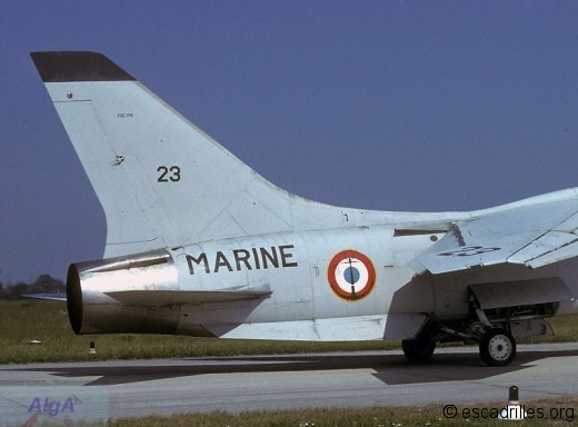 Crouze_12F-23_queue