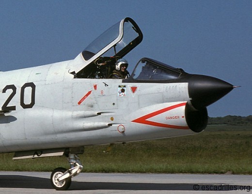 Crouze_1979_20_pilote