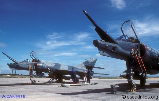 Etendard IVP 1999