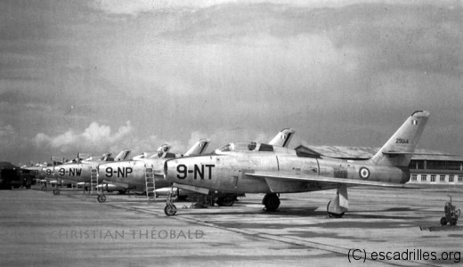 Le F-84F mis 5 mois pour investir totalement la BA 128