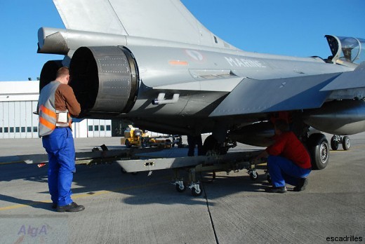 Nouvel avion aussi pour les techniciens: rien à voir avec la maintenance des Crouze