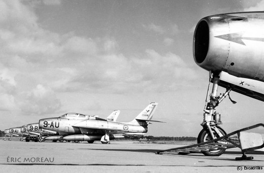 F84F_9-AU_em