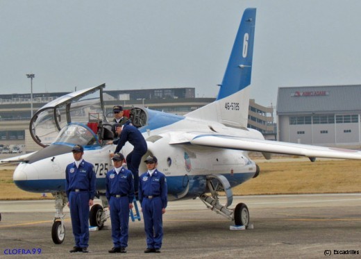 Kawasaki-T4_BlueImpulse-725_fm173