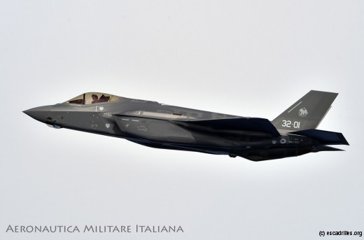 Premier F-35A de série assemblé en Italie