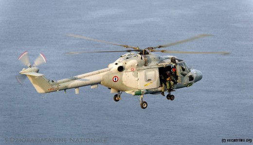 Lynx de la 34F durant "Esterel 13", exercice de contre piraterie