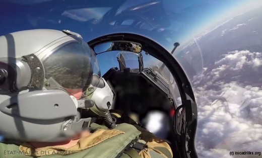 Pilote de 2000D au dessus du Levant