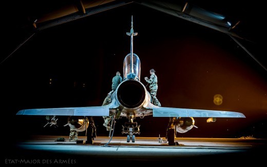 H : préparation d'un Mirage avant une mission