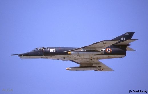 Le 163, ex-Etendard IVM 63, en démonstration à Landivisiau en juin 1979