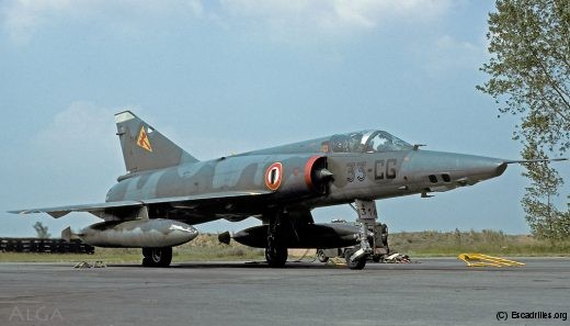 La 33e escadre de reconnaissance fut la marraine de la 16F-reco